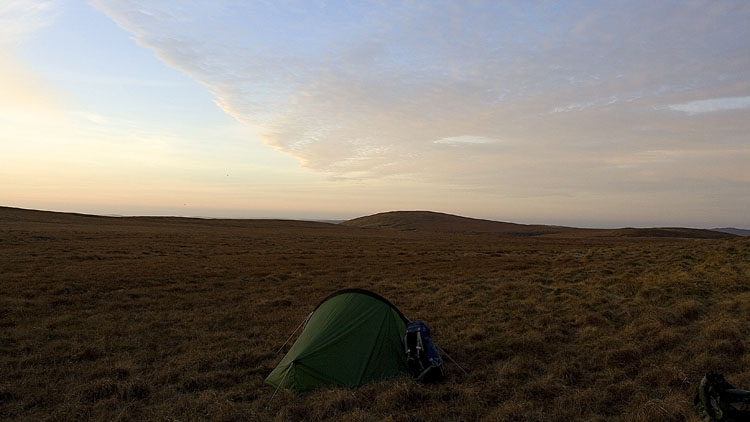 Dawn sky & pitch at Axe Edge Moor