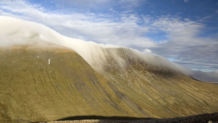 Mist on Aran Benllyn cliffs Mist on Aran Benllyn cliffs