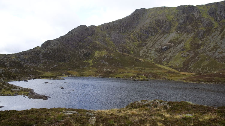 Llyn y Foel & Daear Ddu