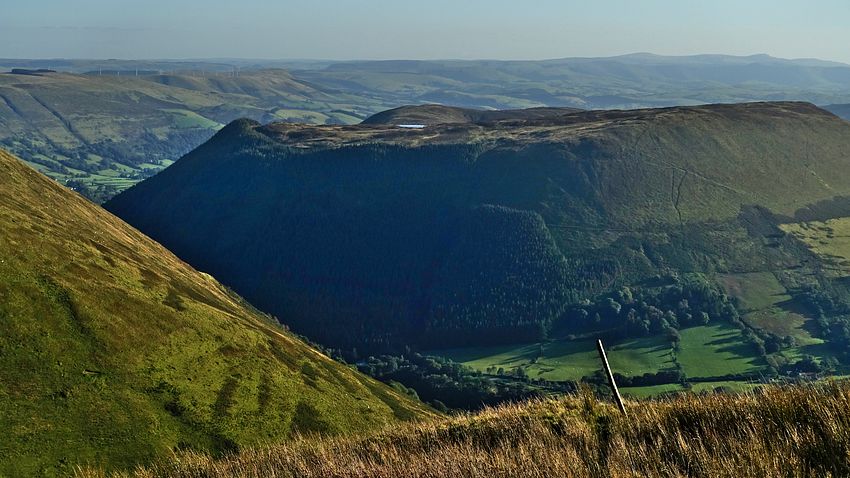Foel Dinas from Y Gribin