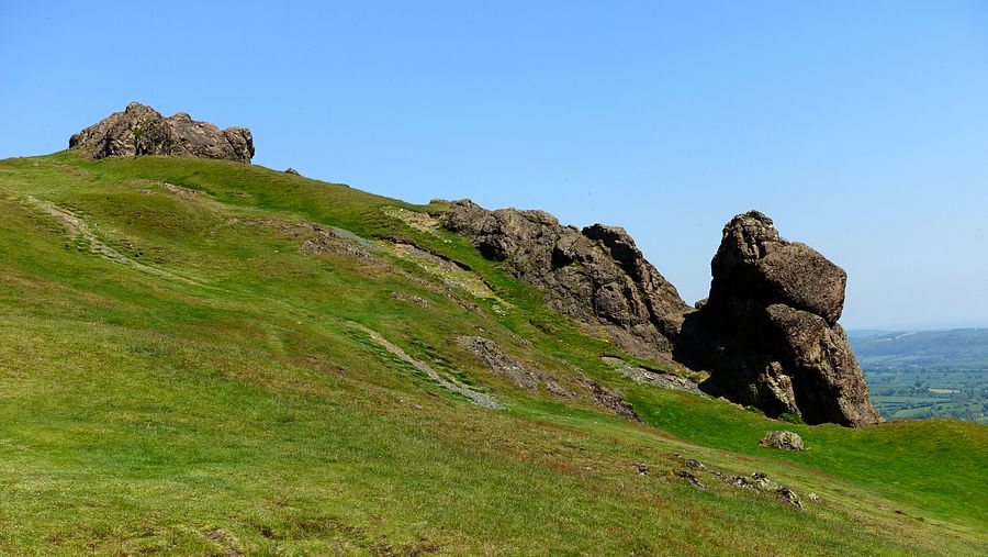 Rock formations on Caer Caradoc Rock formations on Caer Caradoc
