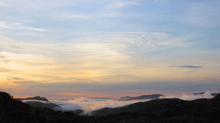 Dawn sky & mist from above Llyn Edno