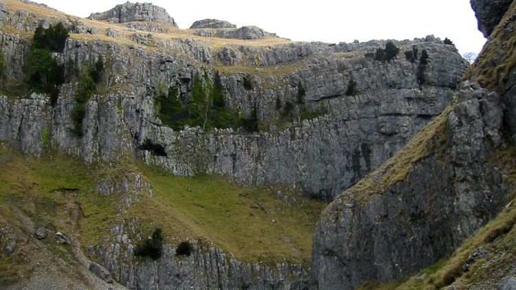 Limestone cliffs at Gordale Scar