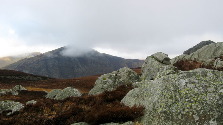 Sun and mist on Pen yr Helgi Du and Pen Llithrig-y-wrach
