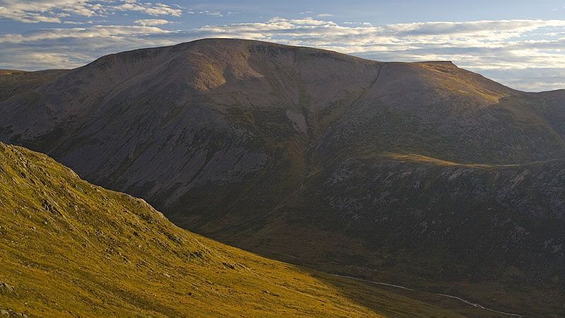 Early light on Ben Macdui Early light on Ben Macdui
