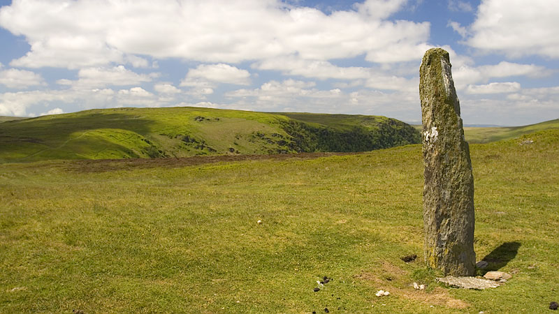 Maen-serth stone on Esgair Dderw