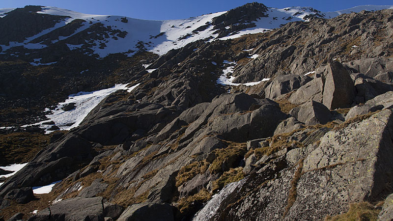 Rock cliffs of Carnedd Llewelyn in upper Cwm Eigiau Rock cliffs of Carnedd Llewelyn in upper Cwm Eigiau