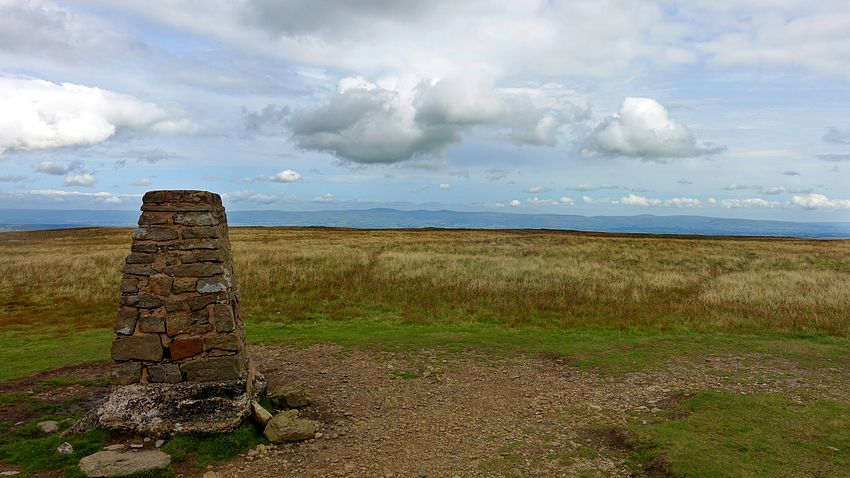View east from Loadpot Hill to Cross Fell