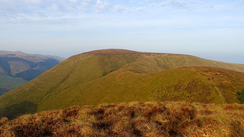View back along the ridge to Maesglase