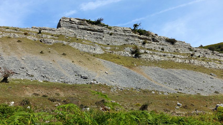 View back to Eglwyseg crags